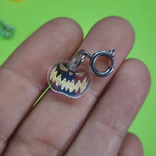 SMALL - ANGRY PUMPKIN CHARMS