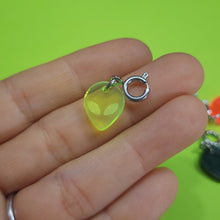 SMALL - ALIEN HEAD CHARMS