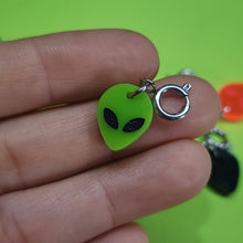 SMALL - ALIEN HEAD CHARMS