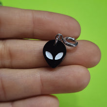 SMALL - ALIEN HEAD CHARMS