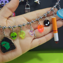 SMALL - ALIEN HEAD CHARMS