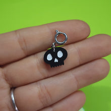 SMALL - SKULL CHARMS