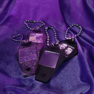 COFFIN FRAME MAGNETIC KEYCHAIN