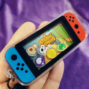 Cozy Village Shaker Keychain – Gamer-Inspired Acrylic Charm