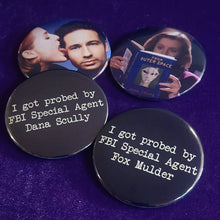 MULDER AND SKULLY - X-FILES 2.5" Inch Buttons